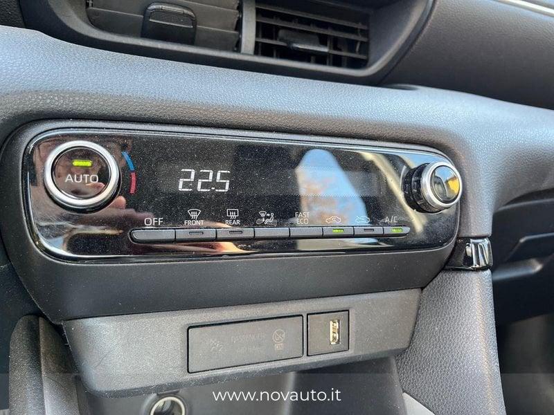 Toyota Yaris Yaris 1.5h Trend