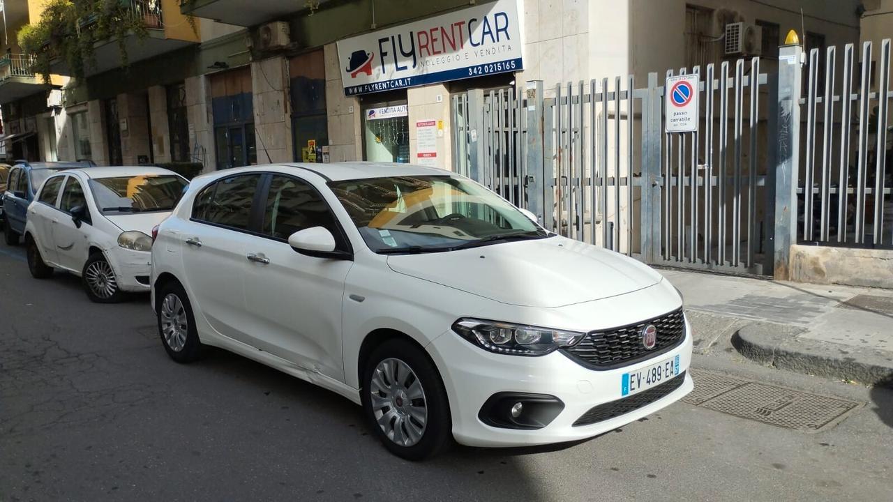 Fiat Tipo 1.6 Mjt S&S 5 porte Easy