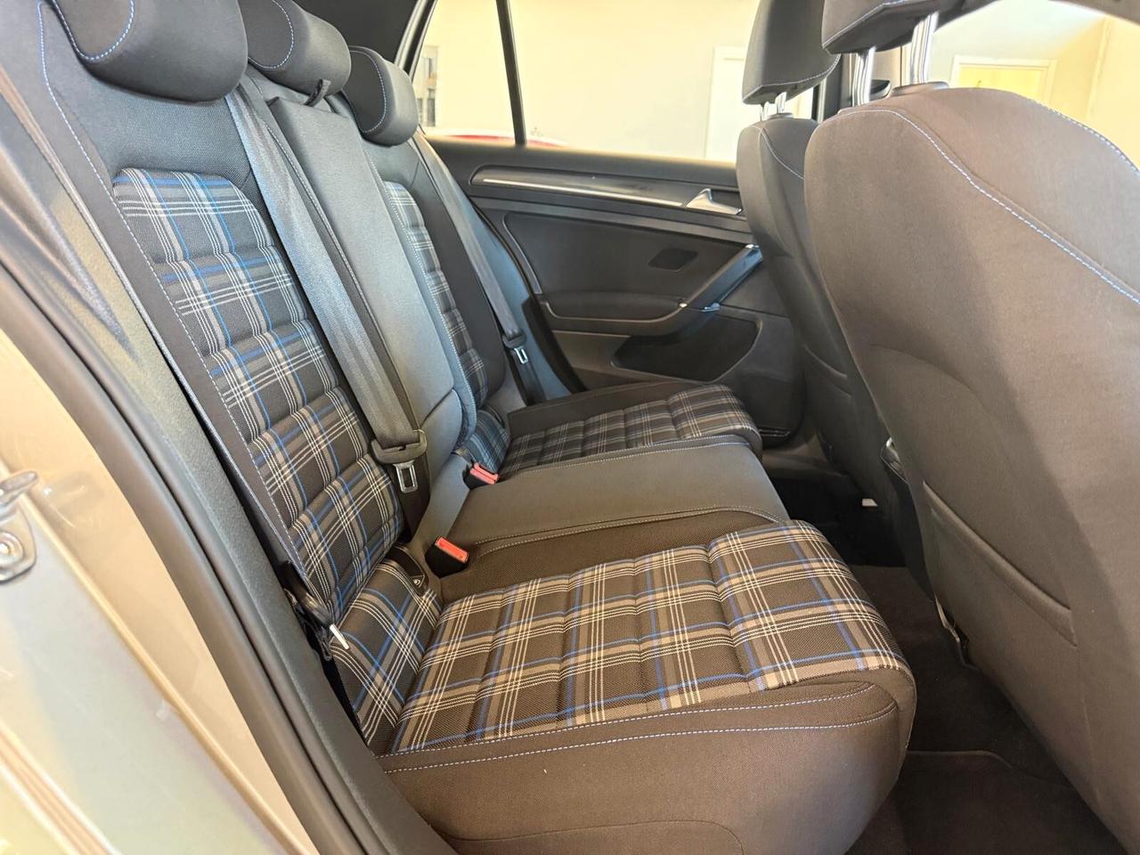 Volkswagen Golf 5p 1.4 tsi Gte plug in Hybrid dsg