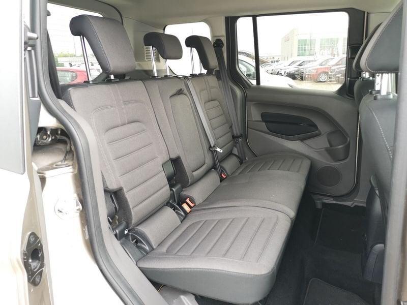 Ford Tourneo Connect 1.5 TDCi 120 CV Powershift Titanium