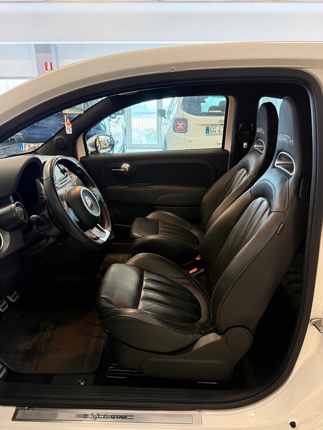 Abarth 595 1.4 Turbo T-Jet 165 CV Turismo