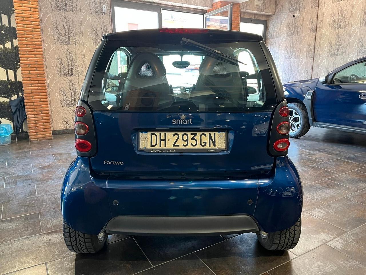 Smart ForTwo 700 coupé passion (45 kW)