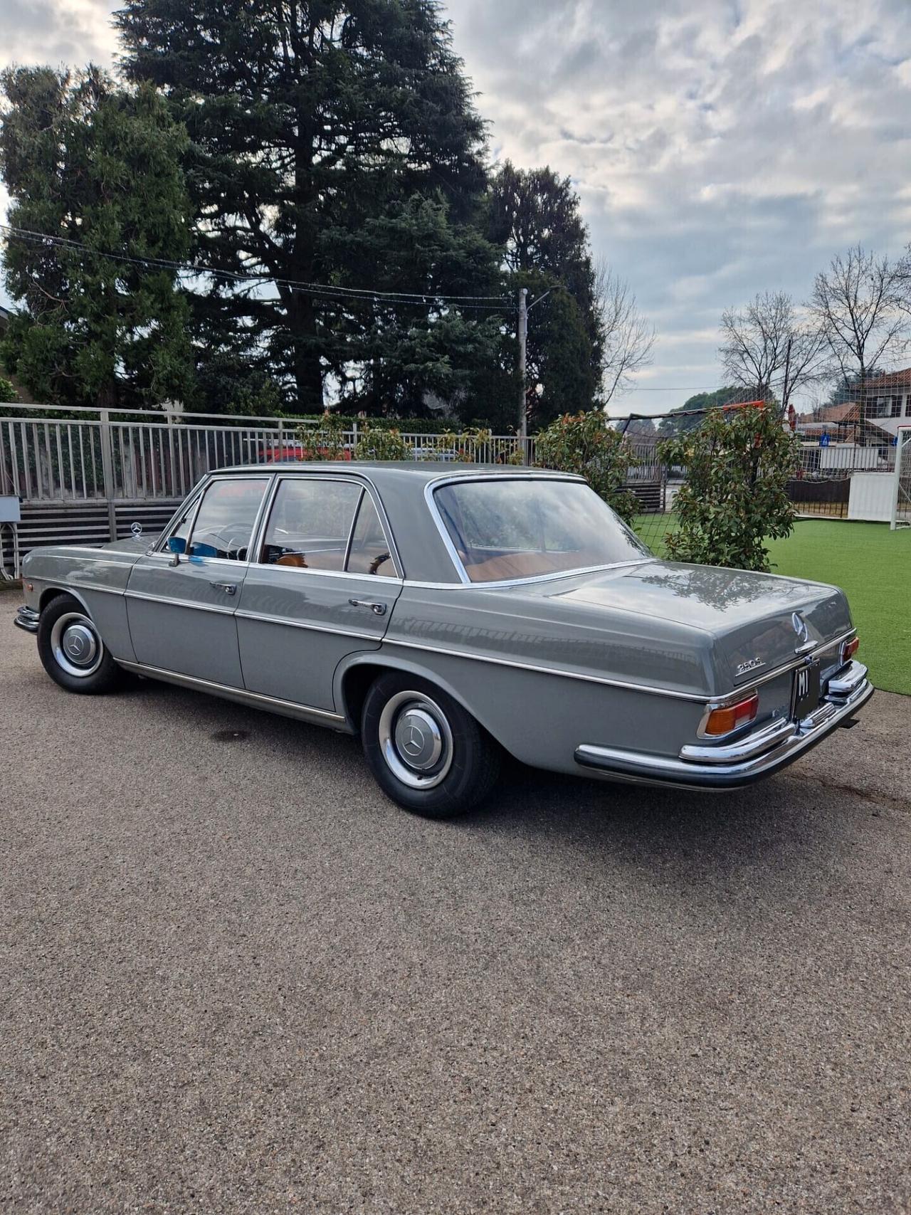 MERCEDES-BENZ 250 S - 1966 - 145cv