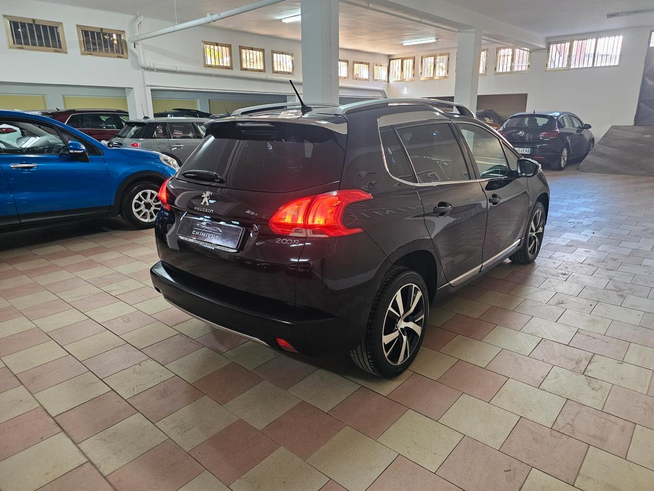 Peugeot 2008 BlueHDi 120 S&S Allure