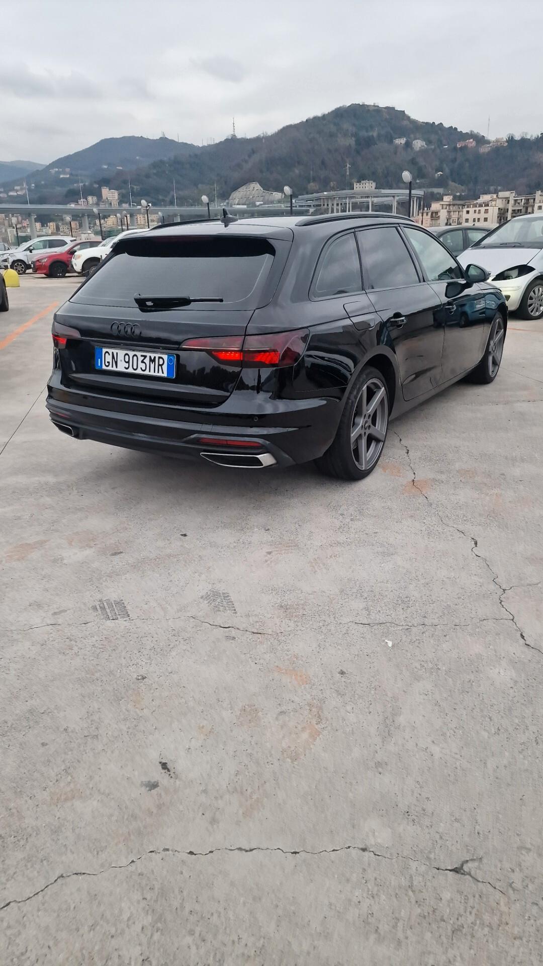 Audi A4 Avant 40 TDI S tronic S line edition