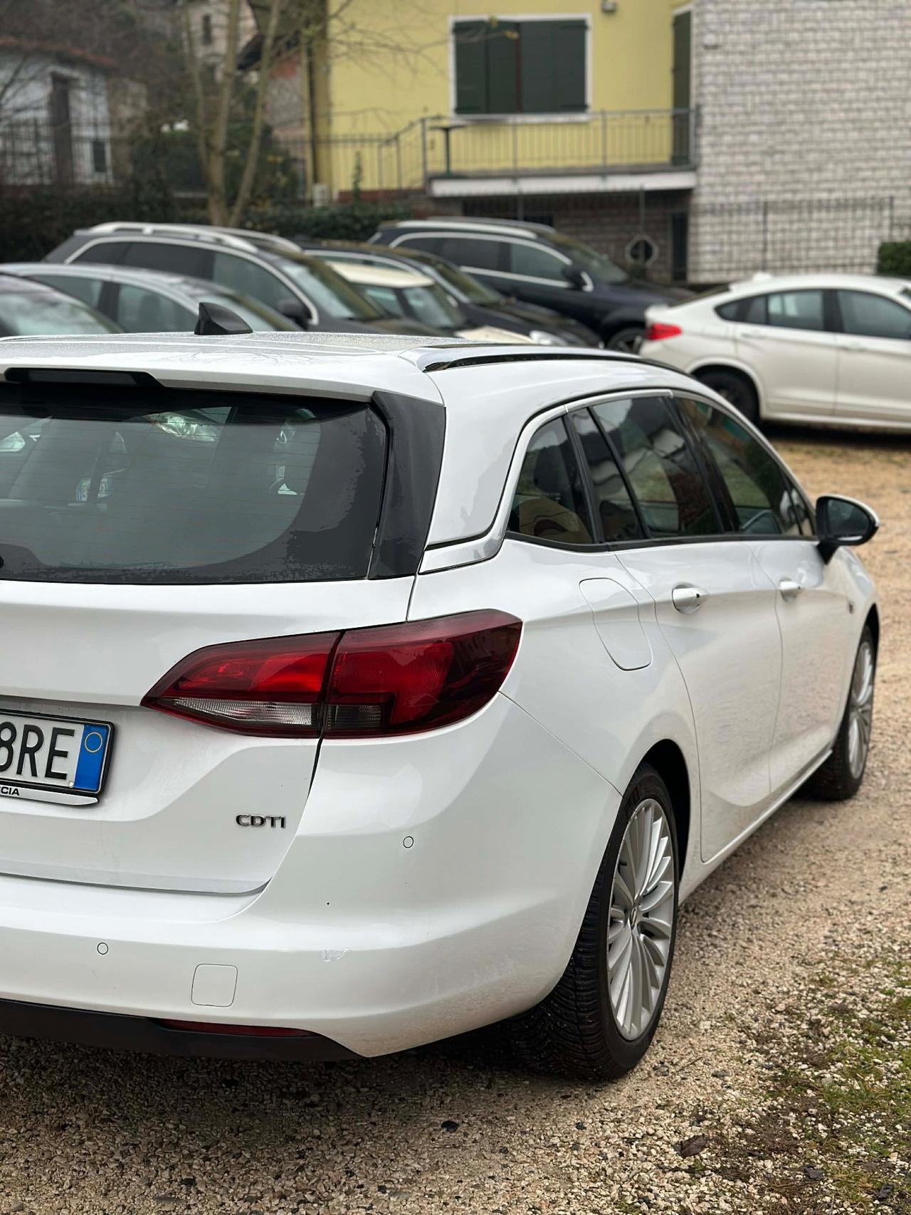 Opel ASTRA 1.6 CDTi 136CV SPORTS TOURER INNOVATION KMCERT