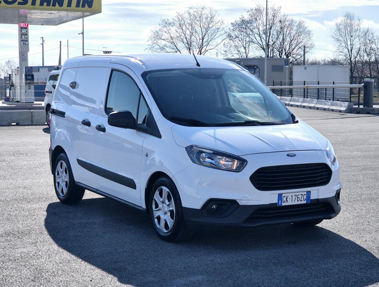FORD TRANSIT COURIER