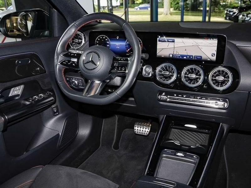 Mercedes-Benz GLA GLA 200 Automatic AMG Line Advanced Plus Camera 19" Mbux