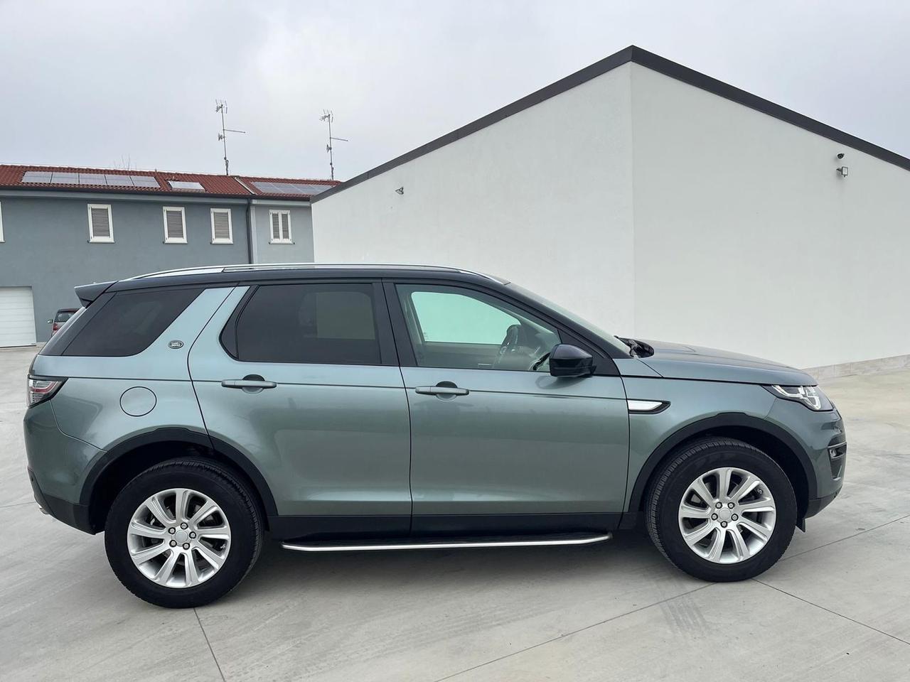 Land Rover Discovery SPORT 2.2 TD4 4X4 HSE