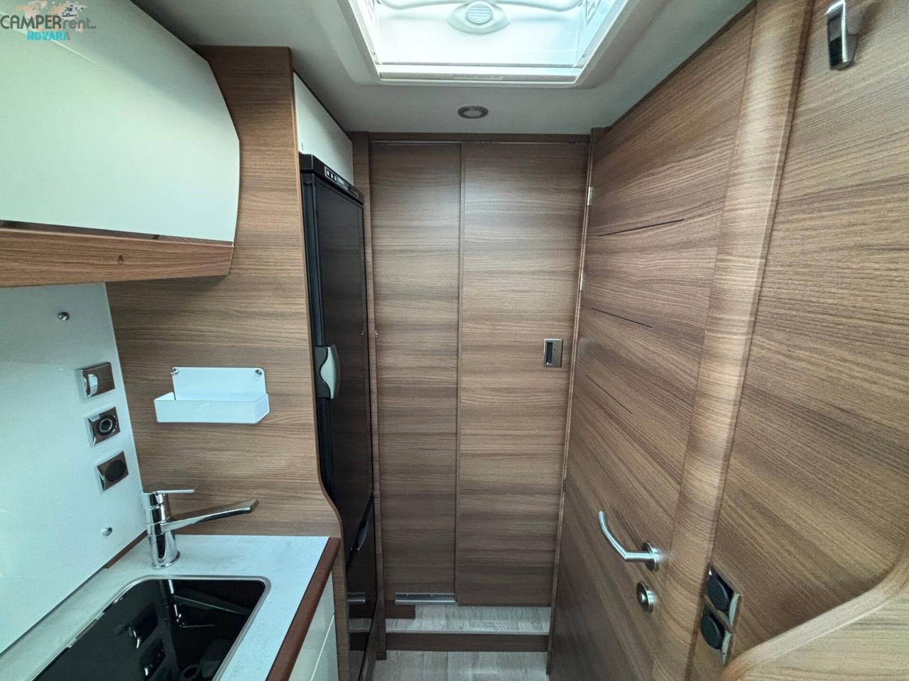 RAPIDO C55i - motorhome con letti gemelli in coda ed ampio garage