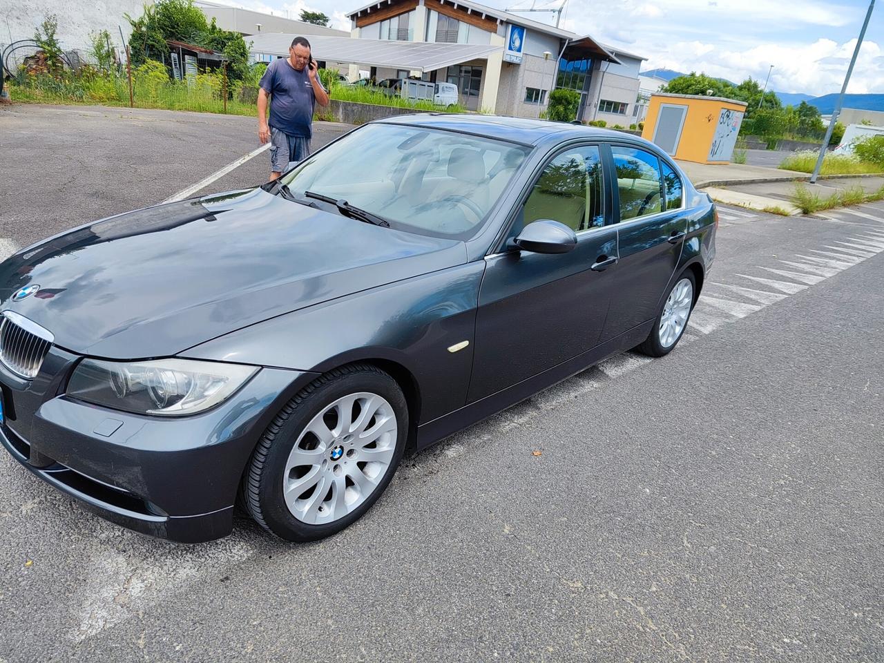 Bmw 330i anno 2005 - Occasione, ottime condizioni