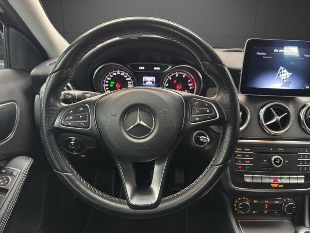 MERCEDES-BENZ GLA 180 Sport