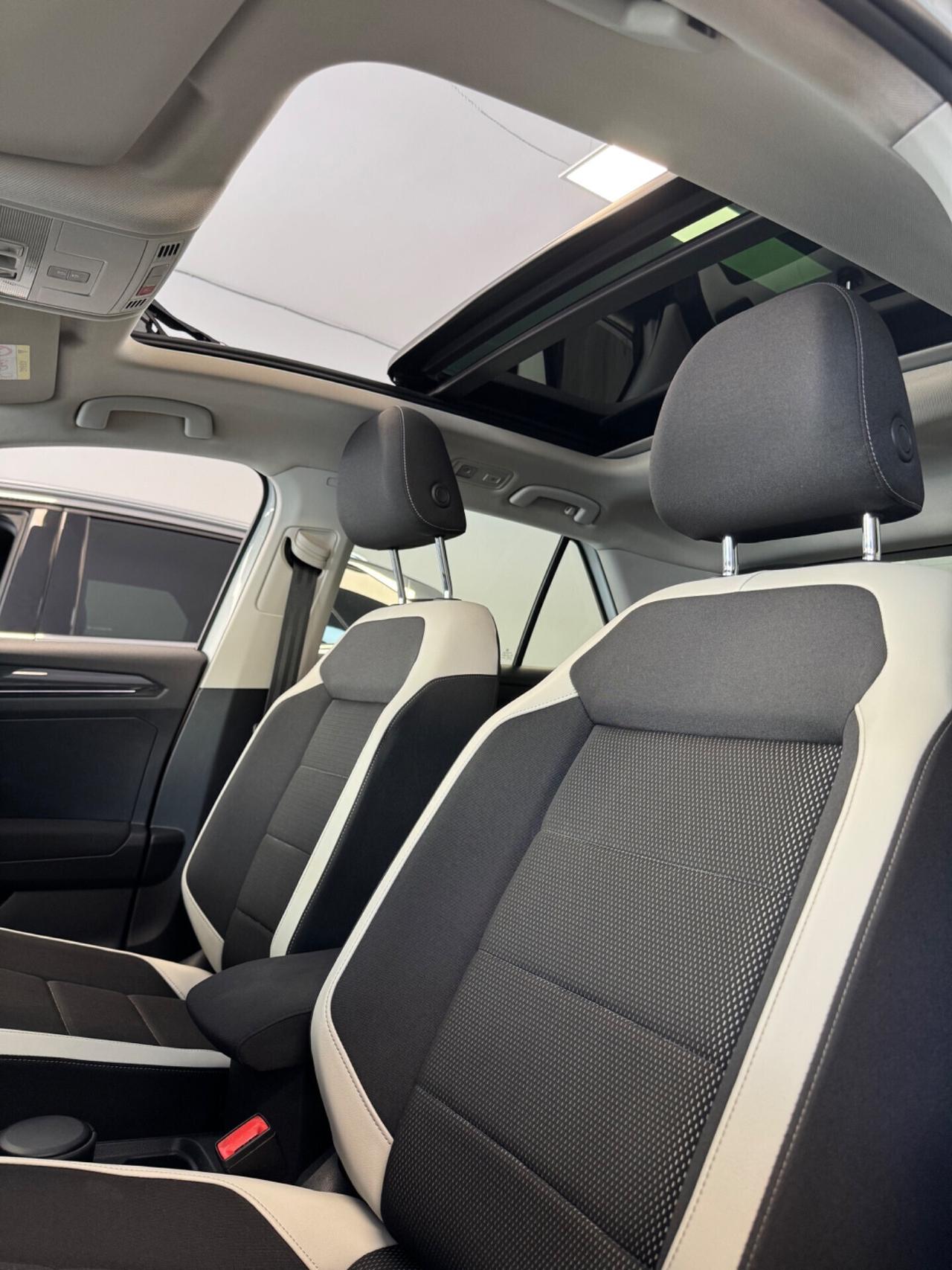 Volkswagen T-Roc 2.0 TDI 150 CV DSG TETTO APRIBILE