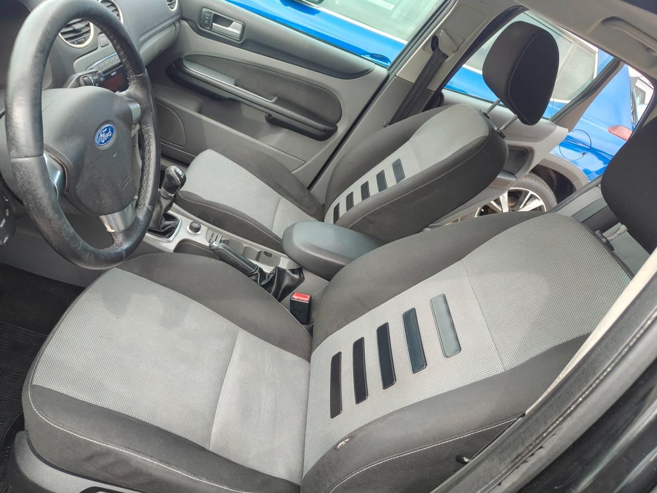 Ford Focus 1.6 StyleWagon iKon GPL