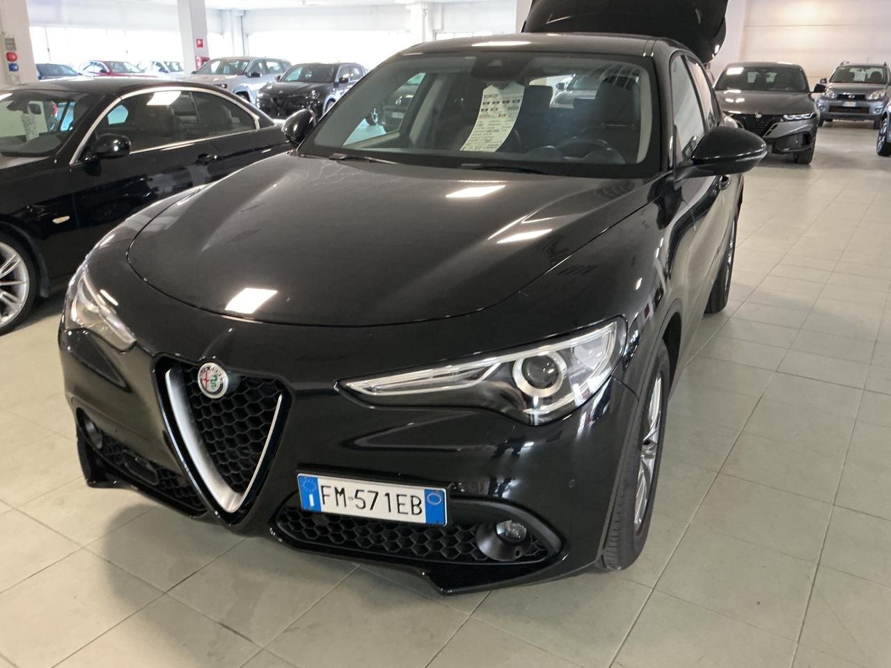 Alfa Romeo Stelvio 2.2 Turbodiesel 180 CV AT8 RWD Executive