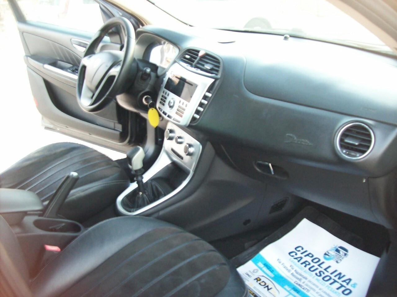 LANCIA DELTA 1.6 MTJ CV.120 PLATINO