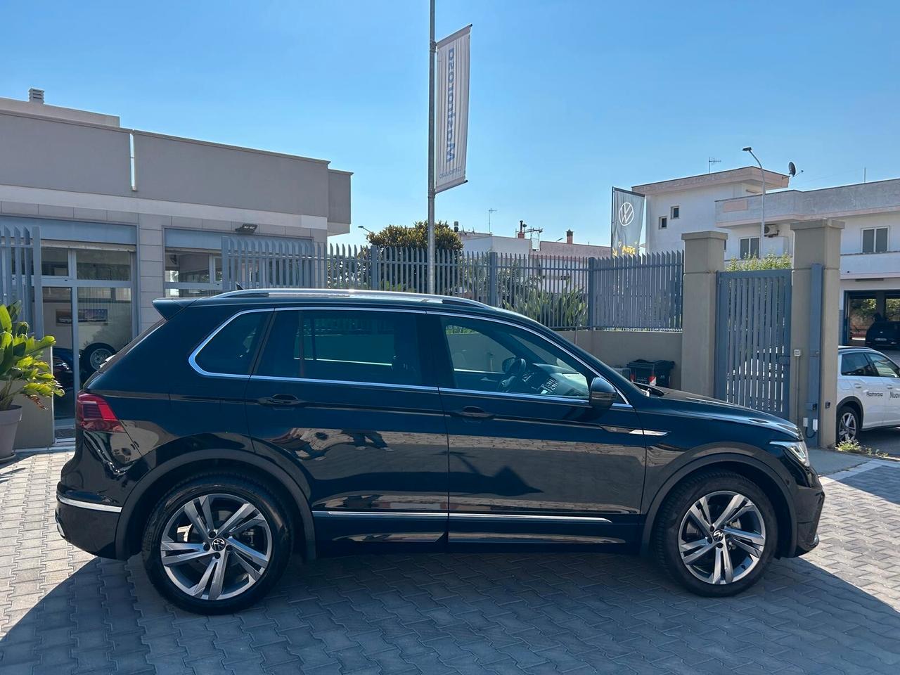 Volkswagen Tiguan 2.0 TDI 150 CV SCR DSG R-Line