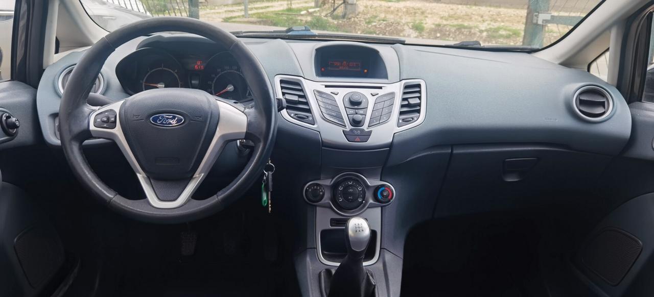 Ford Fiesta 1.4 TDCi 5p. Titanium