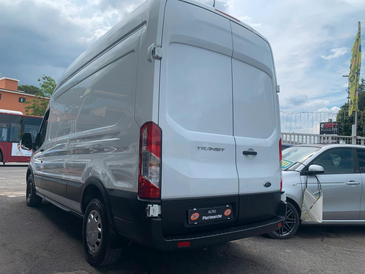 Ford Transit 350 2.0TDCi EcoBlue 170CV PL-DC Cab.Trend
