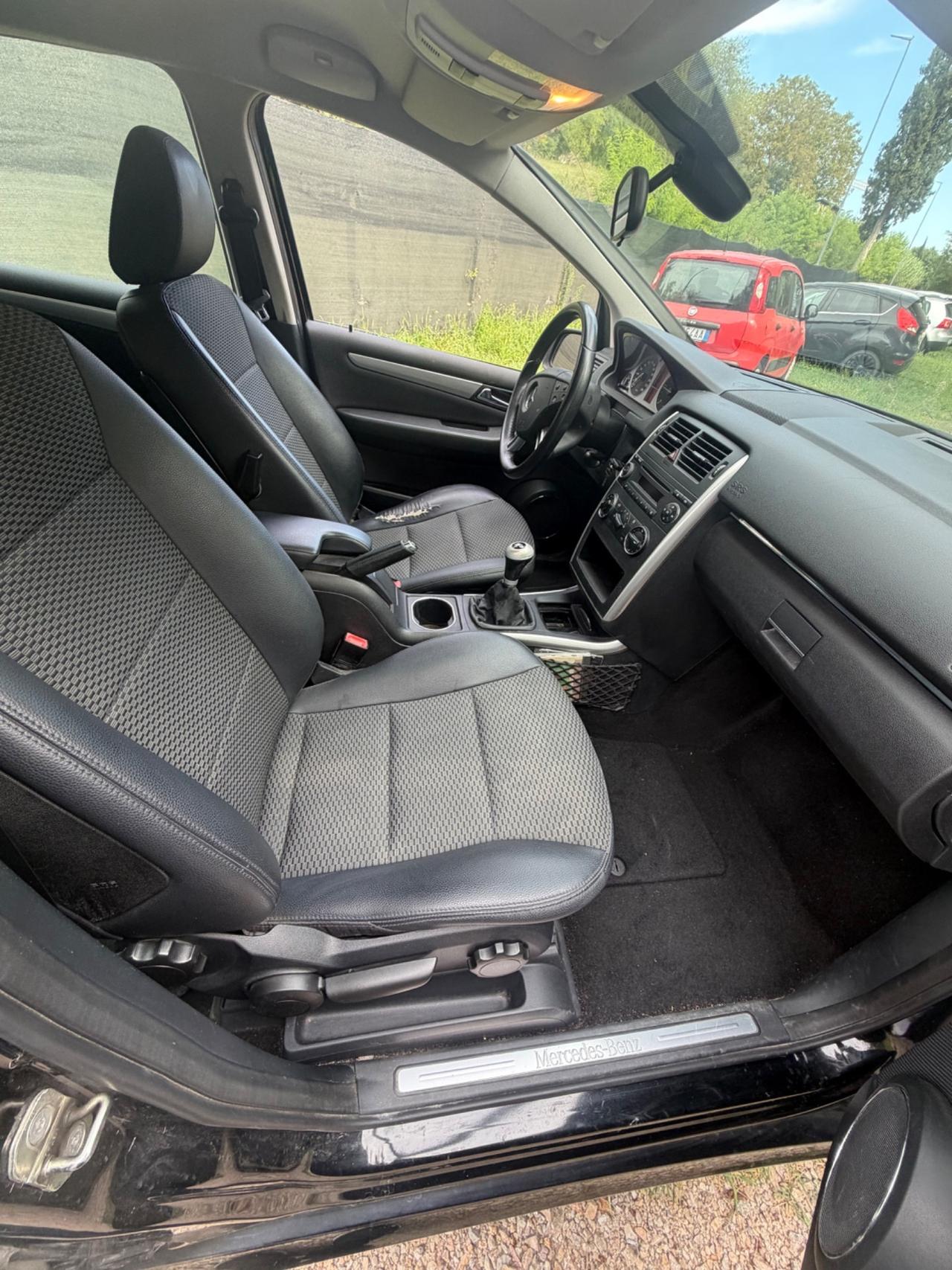 Mercedes-benz B 180 CDI