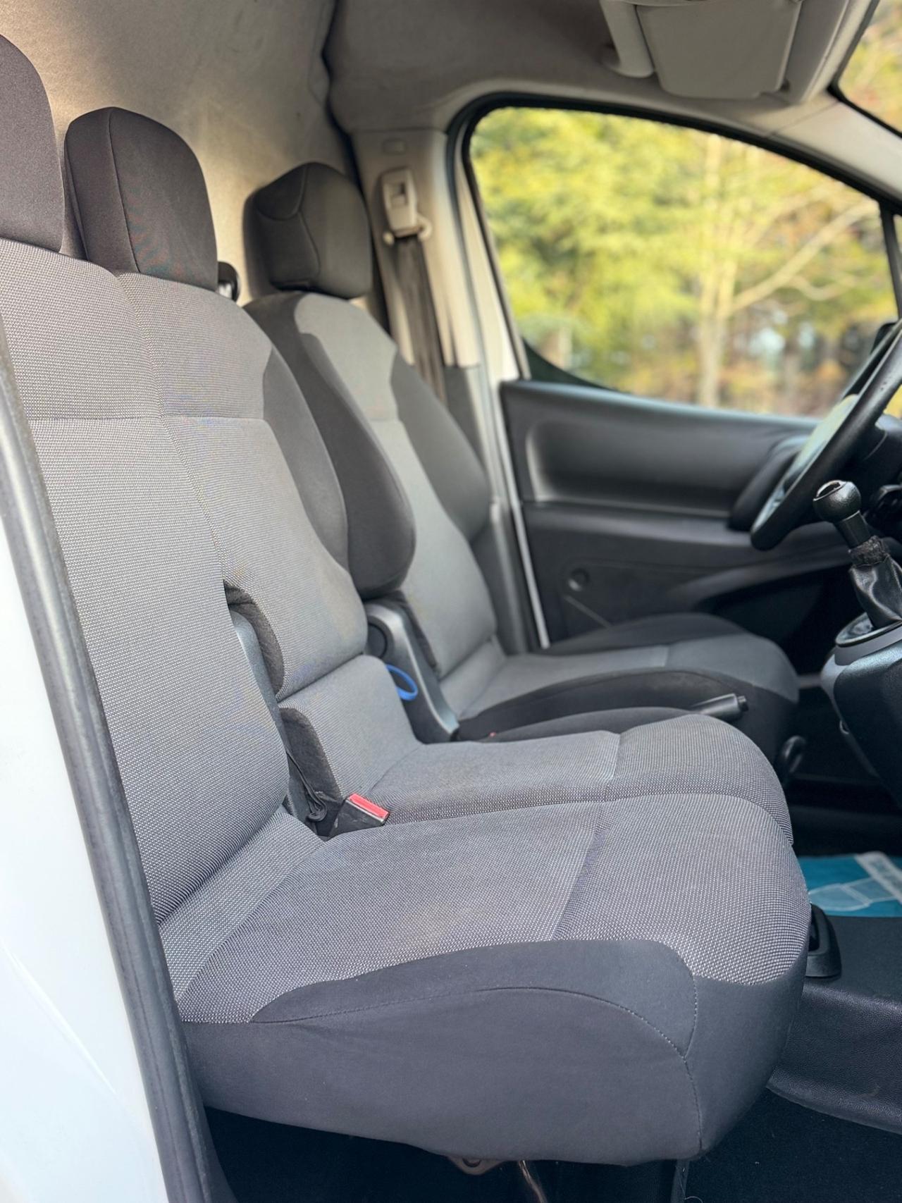 Peugeot Partner Tepee BlueHDi 100 Active