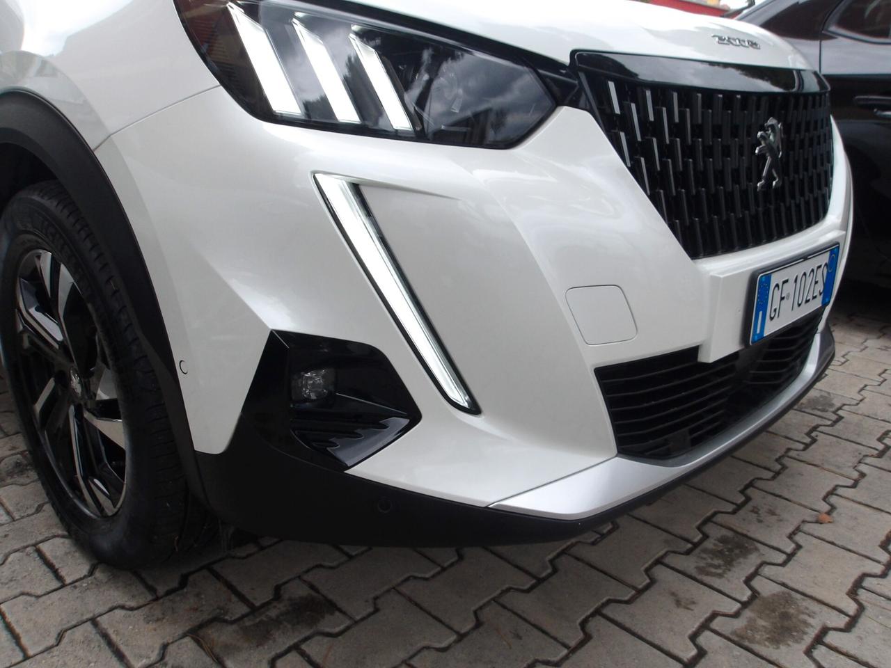 PEUGEOT 2008 GT LINE 1.5 DIESEL-RETROC-NAVI
