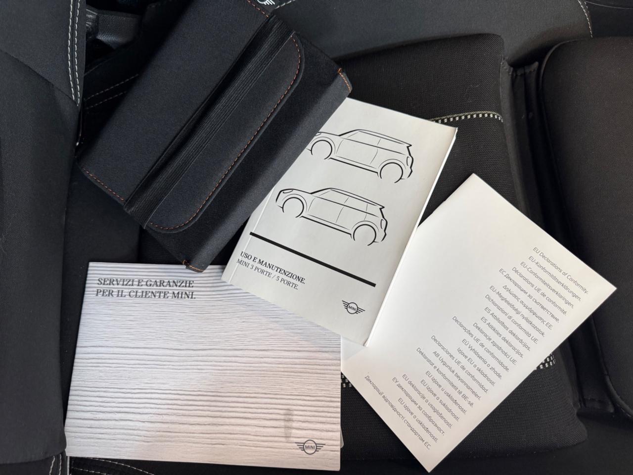 Mini 2.0 Cooper S Essential PERFETTA PREZZO REALE
