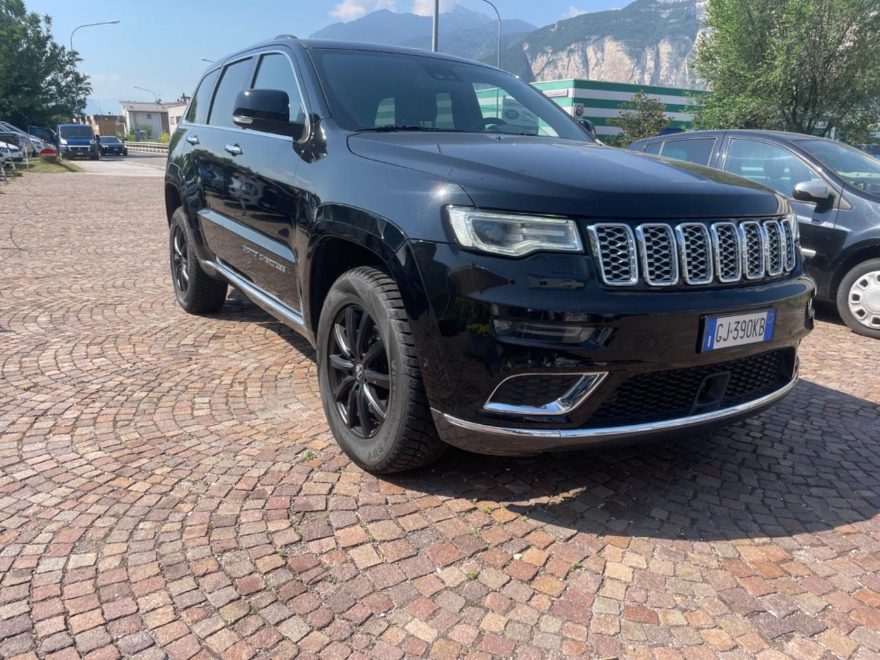 Jeep Grand Cherokee 3.0 V6 CRD 250 CV Multijet II Summit