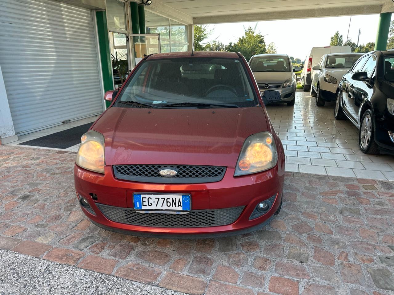 Ford Fiesta 1.2 METANO NEOPATENTATI