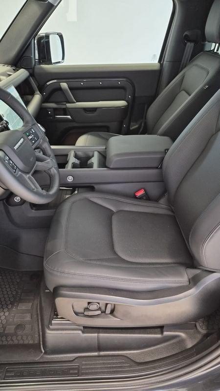 Land Rover Defender D250 AWD Auto 90 X-Dynamic SE