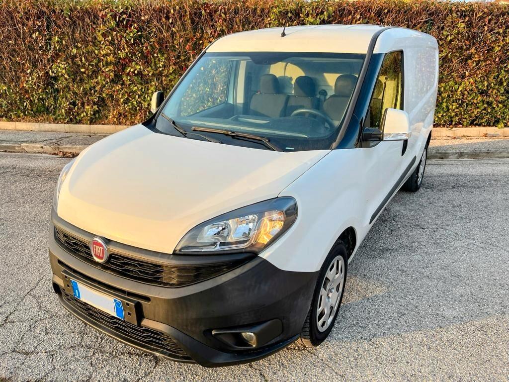 FIAT Doblò Maxi 1.4Turbo Nat. Power Sx 6M - 2019