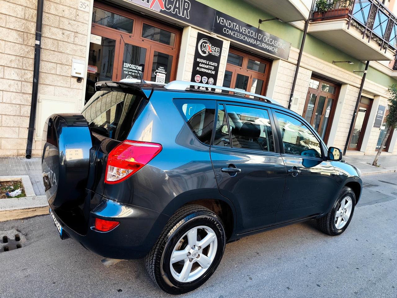 Toyota RAV 4 RAV4 2.2 D-4D 136CV 4WD DIESEL