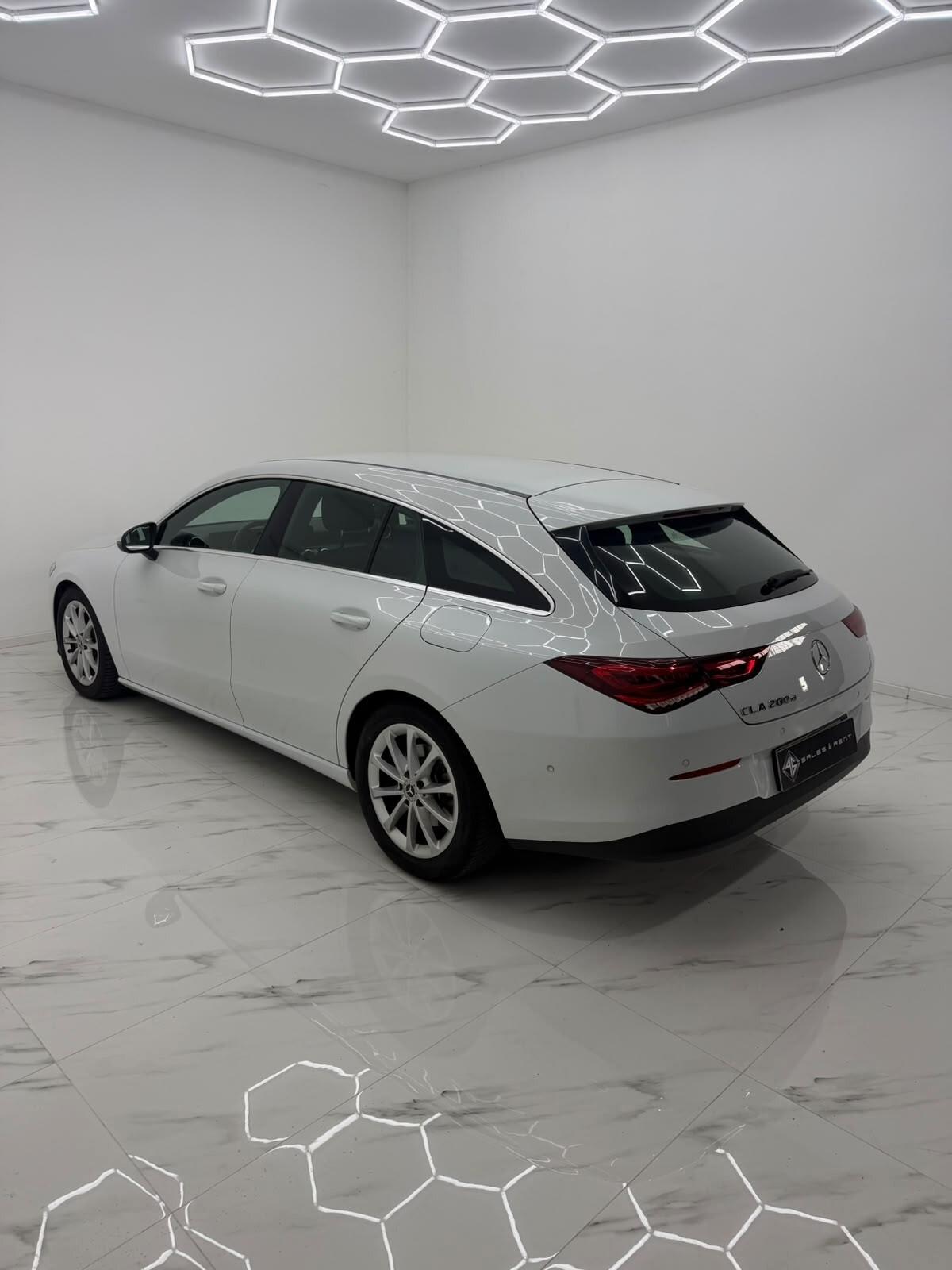 Mercedes-benz CLA 200 d Automatic Shooting Brake Executive