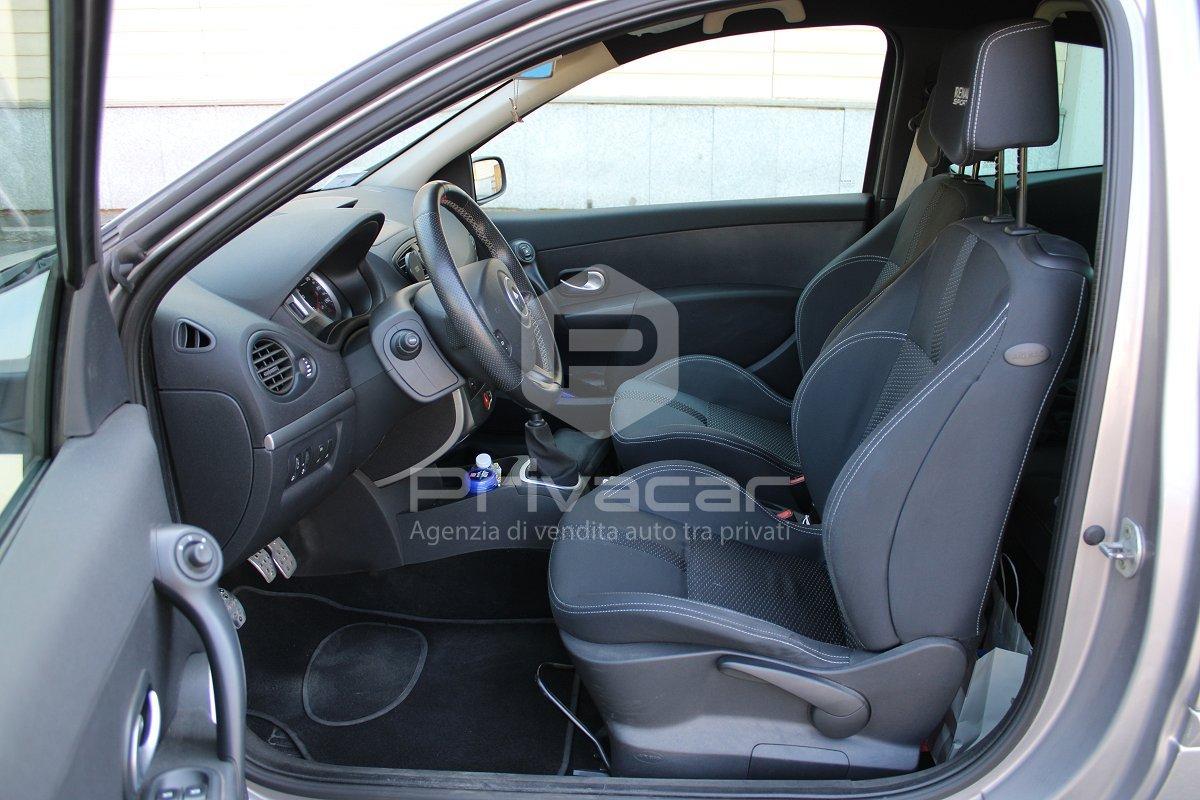 RENAULT Clio 2.0 16V 200CV 3 porte RS