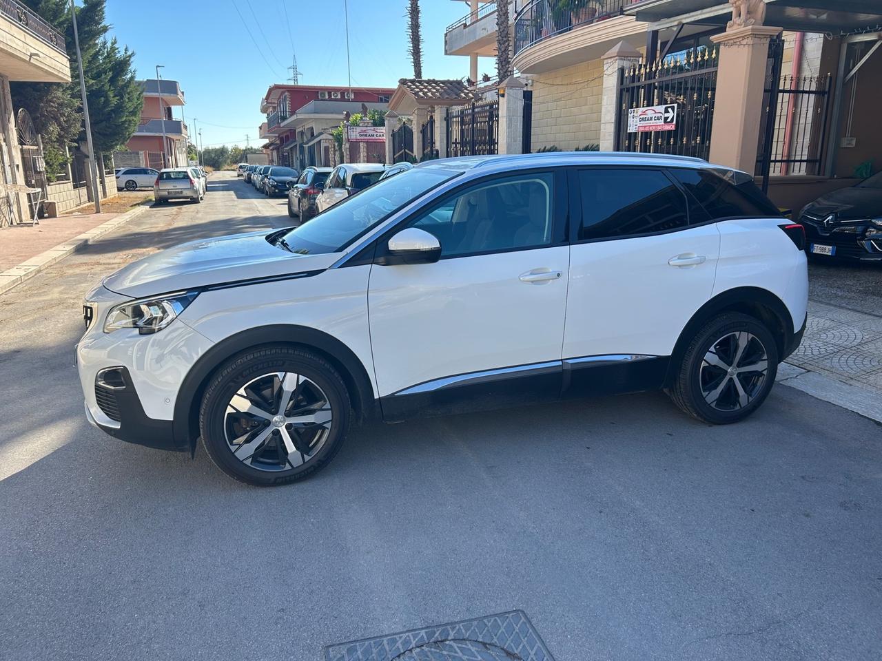Peugeot 3008 BlueHDi 120 S&S EAT6 Allure