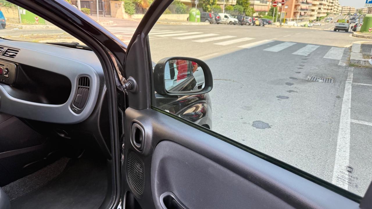 Fiat Panda 1.2 Lounge LED PDC