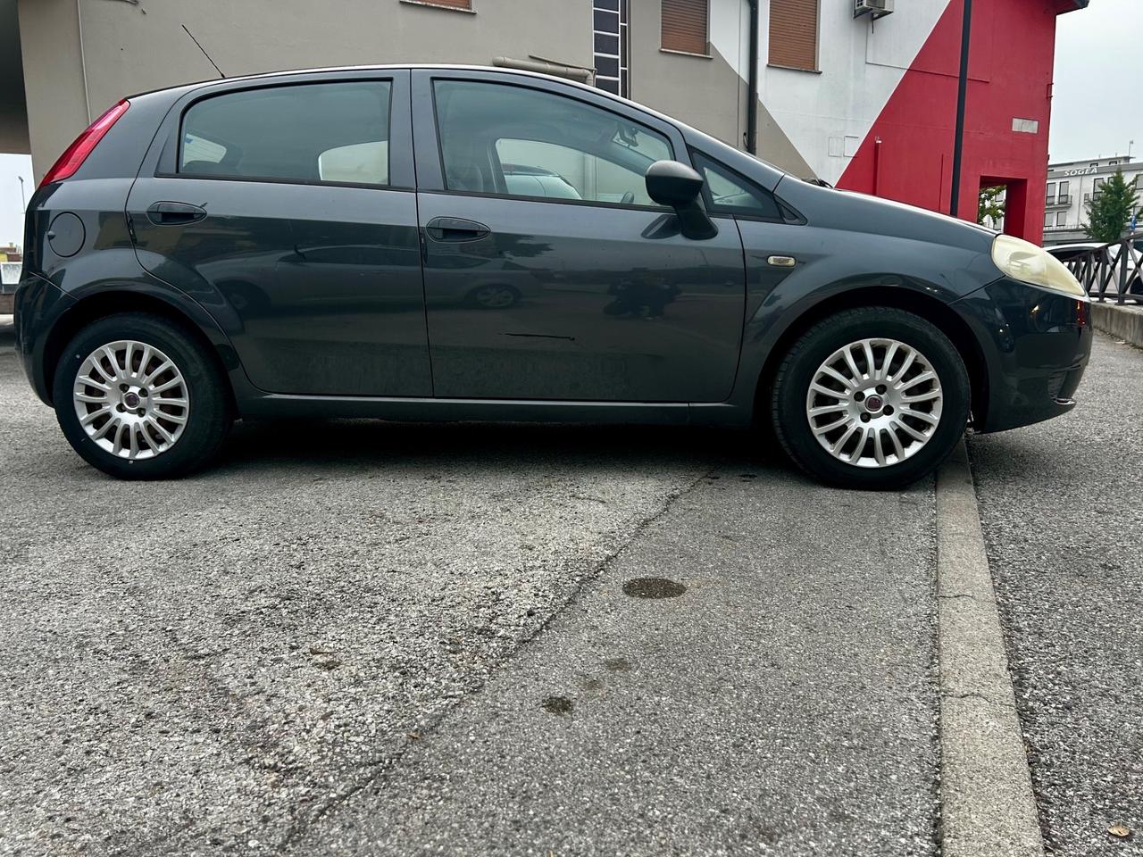 Fiat Grande Punto 1.4 5 porte Actual