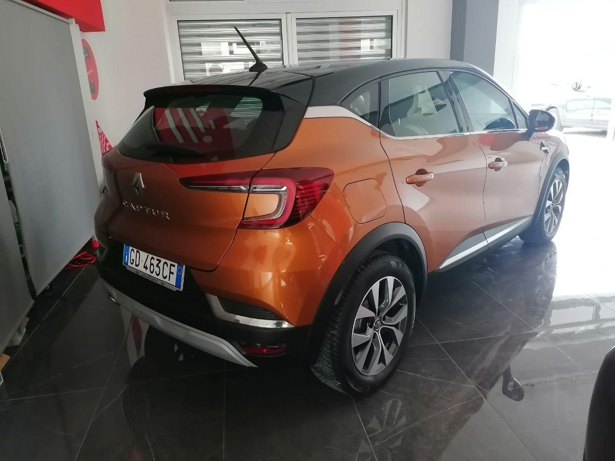 RENAULT - Captur - TCe 12V 100 CV GPL FAP Intens