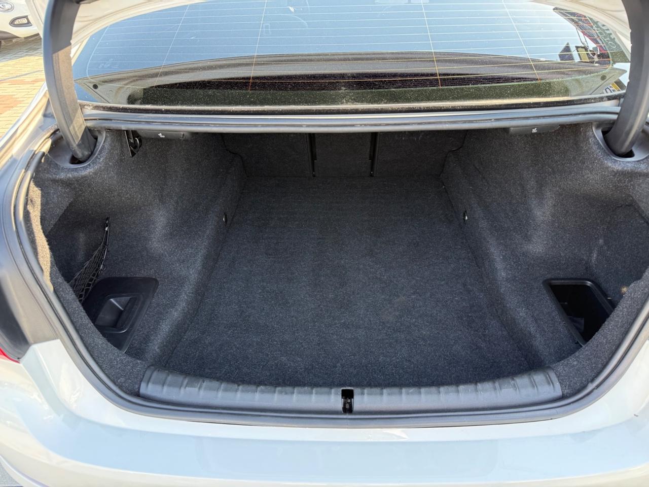 Bmw 520d Sport BERLINA .BIANCO PERLA