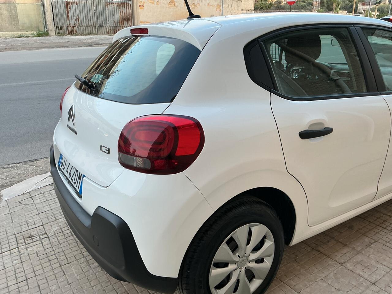 Citroen C3 BlueHDi 100 S&S Van Feel