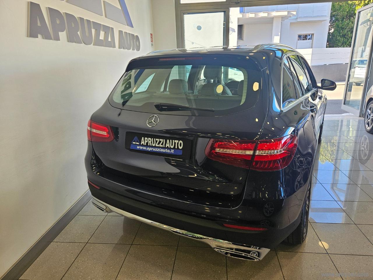 MERCEDES-BENZ GLC 220 d 4Matic Sport