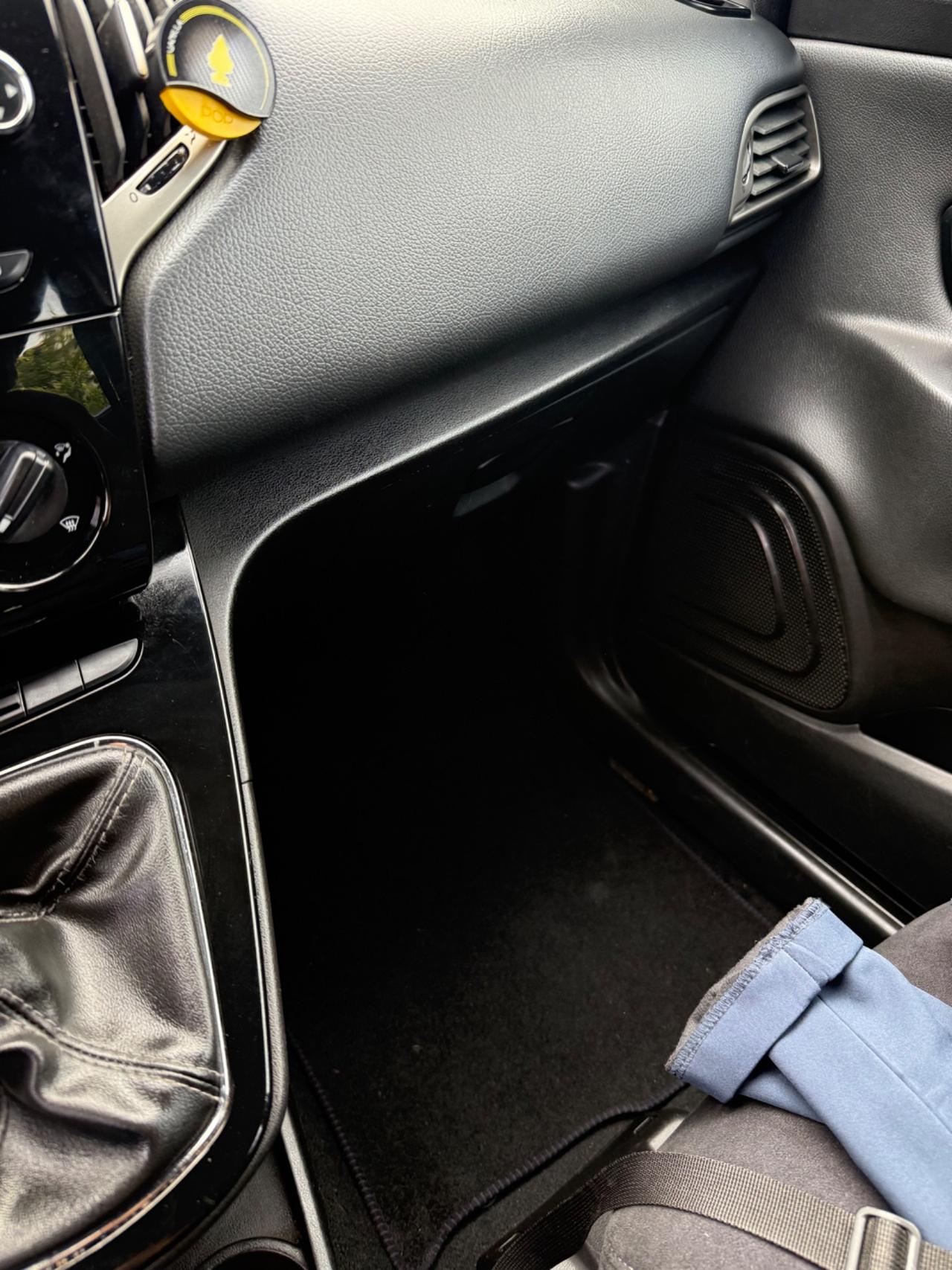 Lancia Ypsilon 1.2 69 CV 5 porte GPL Ecochic Platinum