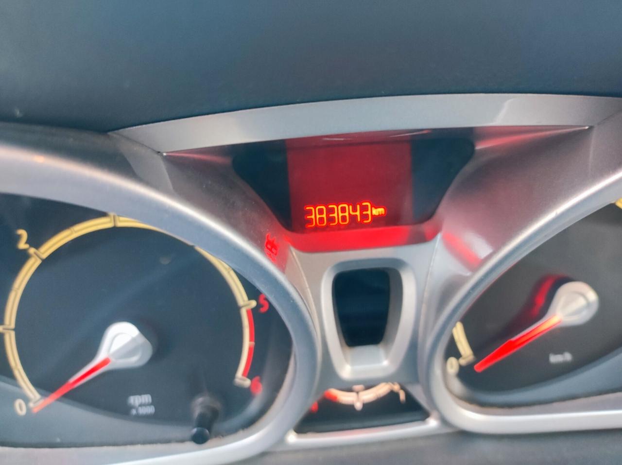 Ford Fiesta 1.4 TDCi 5p. Titanium