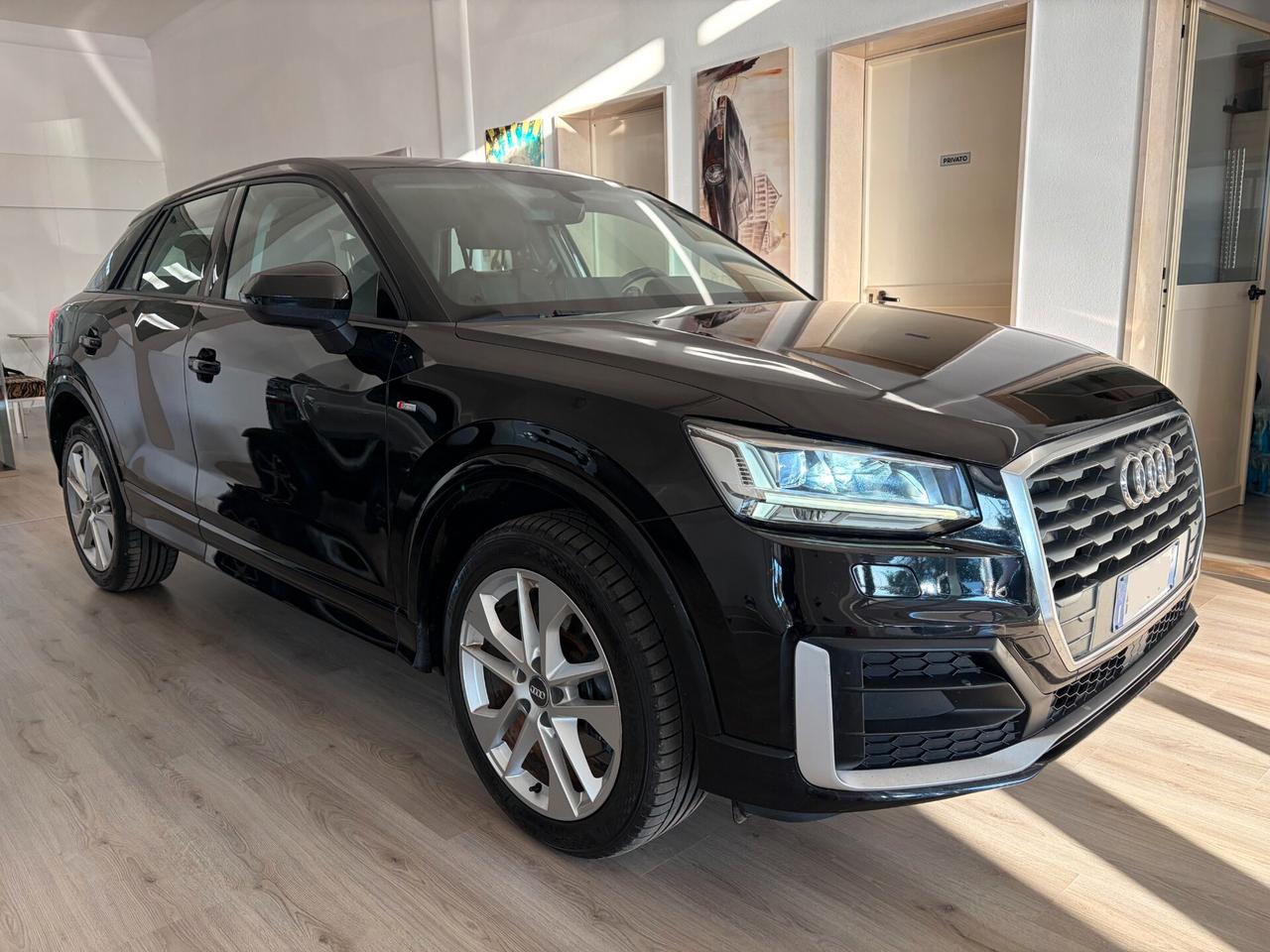 Audi Q2 1.6 TDI Business S-LINE