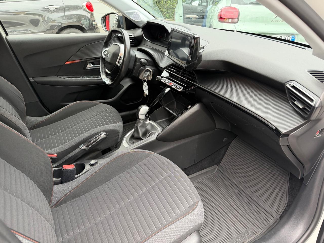 Peugeot 208 1.2 benzina 5 porte Allure