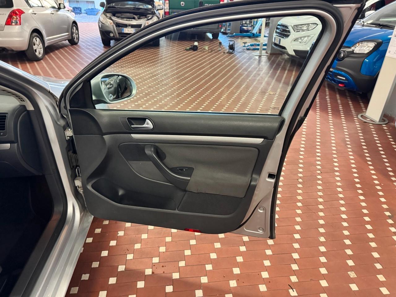 Volkswagen Golf Variant Var. 1.9 TDI DPF Sportline