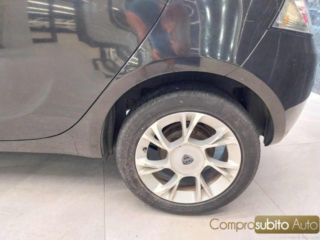 LANCIA Ypsilon 1.3 MJT 16V 95 CV (Garanzia 12 Mesi)