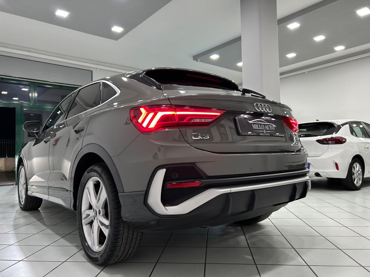 Audi Q3 35 TDI 2.0cc 150cv quattro Stronic Sline