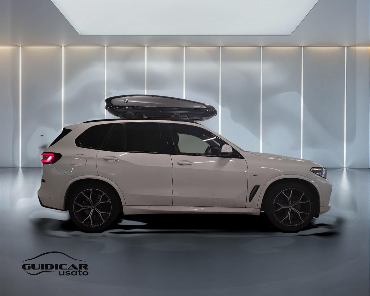 BMW X5 G05 2018 - X5 xdrive40d mhev 48V Msport auto 7p.ti