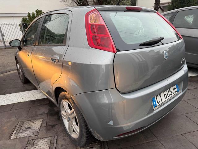 FIAT Grande Punto 1.2 5p Dynamic senza nessun lavoro da fare
